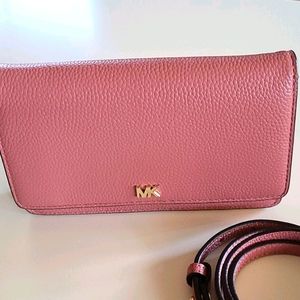 Michael Kors Phone Crossbody Rose